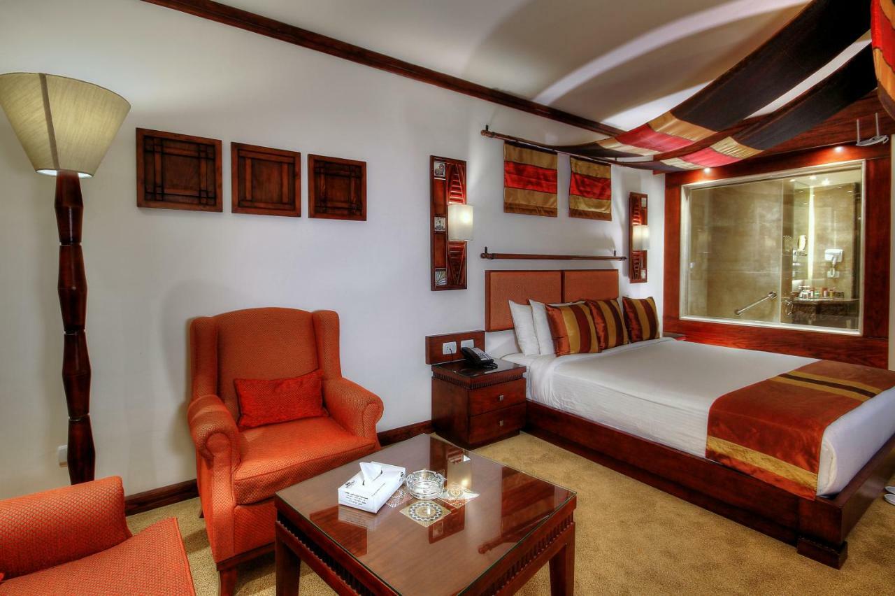Africana Hotel & Spa Qaryat Shakush Buitenkant foto